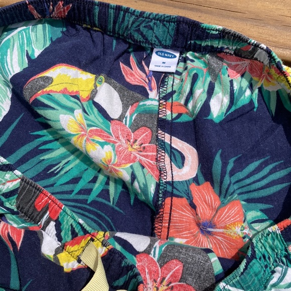 HP 🎉💕🤩 OLD NAVY tropical print cotton shorts - Picture 3 of 6